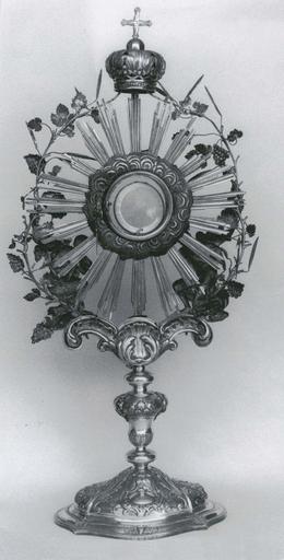 ostensoir-soleil - © Ministère de la Culture (France), Médiathèque du patrimoine et de la photographie (objets mobiliers), tous droits réservés