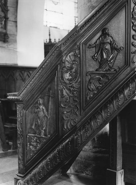 chaire à prêcher, détail de la rampe de l'escalier