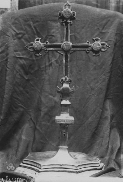 croix d'autel, vue générale