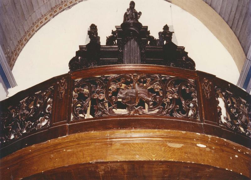 buffet d'orgue, tribune d'orgue, vue partielle