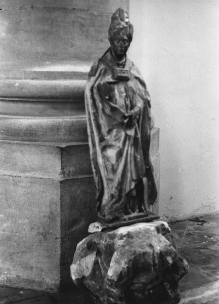 statue : Evêque, vue générale - © Ministère de la Culture (France), Médiathèque du patrimoine et de la photographie (objets mobiliers), tous droits réservés