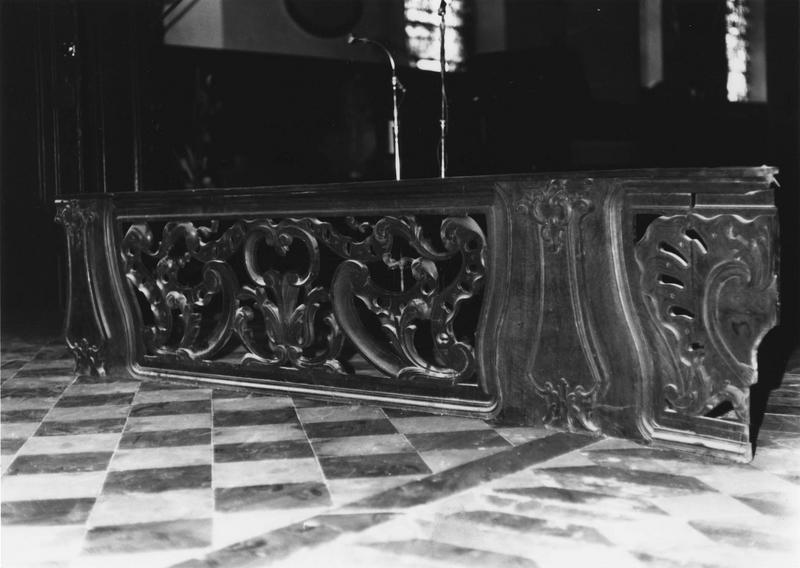 clôture liturgique (banc de communion), vue partielle - © Ministère de la Culture (France), Médiathèque  du patrimoine et de la photographie (objets mobiliers), tous droits réservés