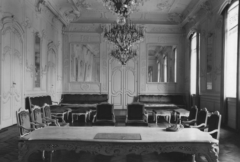 lambris de revêtement, vue générale - © Ministère de la Culture (France), Médiathèque du patrimoine et de la photographie (objets mobiliers), tous droits réservés