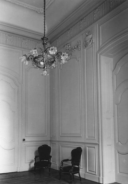 lambris de revêtement, vue partielle - © Ministère de la Culture (France), Médiathèque du patrimoine et de la photographie (objets mobiliers), tous droits réservés