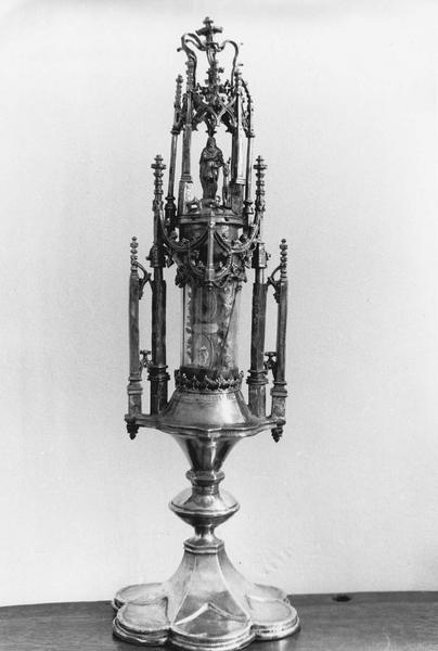 reliquaire dit de Saint-Hubert, vue générale - © Ministère de la Culture (France), Médiathèque du patrimoine et de la photographie (objets mobiliers), tous droits réservés