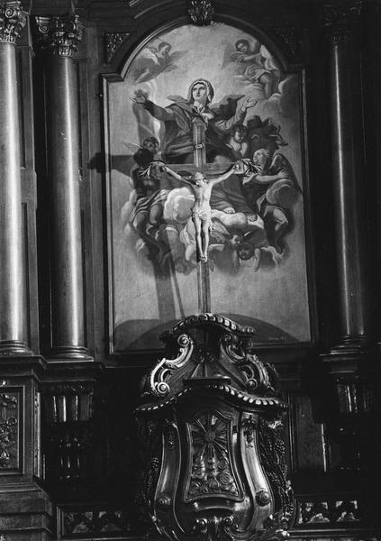 maître-autel (autel, tabernacle, croix, gradins d'autel), vue partielle