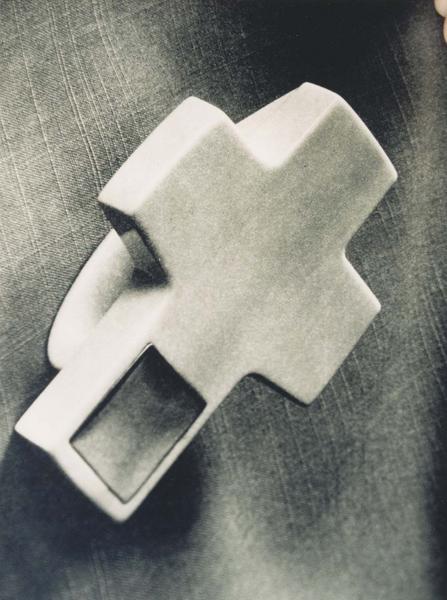 baiser de paix, vue générale - © Ministère de la Culture (France), Médiathèque du patrimoine et de la photographie (objets mobiliers), tous droits réservés
