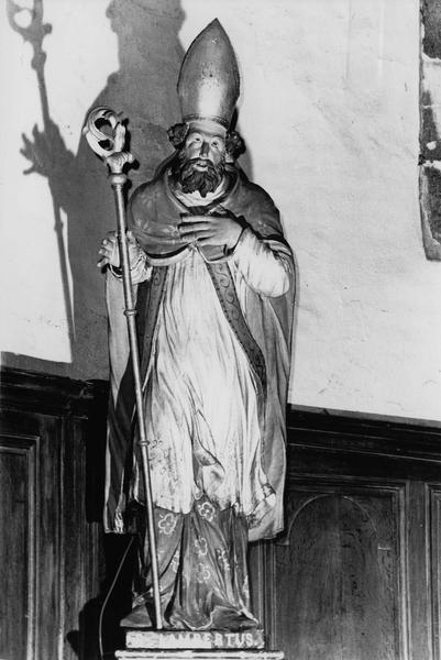 statue : Saint Lambert, vue générale - © Ministère de la Culture (France), Médiathèque du patrimoine et de la photographie (objets mobiliers), tous droits réservés