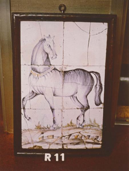 carrelage mural : Cheval, vue générale - © Ministère de la Culture (France), Médiathèque du patrimoine et de la photographie (objets mobiliers), tous droits réservés