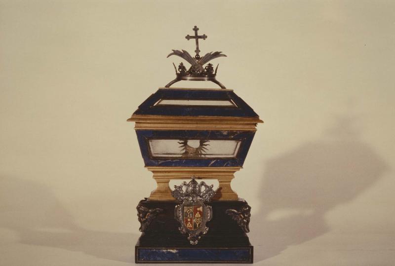 reliquaire de la sainte Vierge (n° 2), vue générale - © Ministère de la Culture (France), Médiathèque du patrimoine et de la photographie (objets mobiliers), tous droits réservés