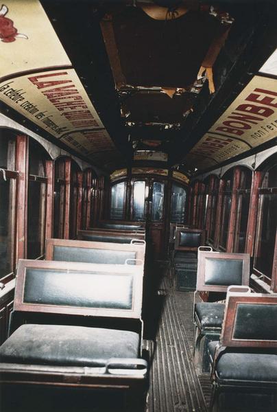 locomotive électrique : tramway dit Mongy, à voie métrique, 420, vue partielle