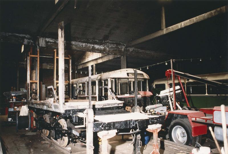 locomotive électrique : tramway à voie métrique, 307, vue partielle