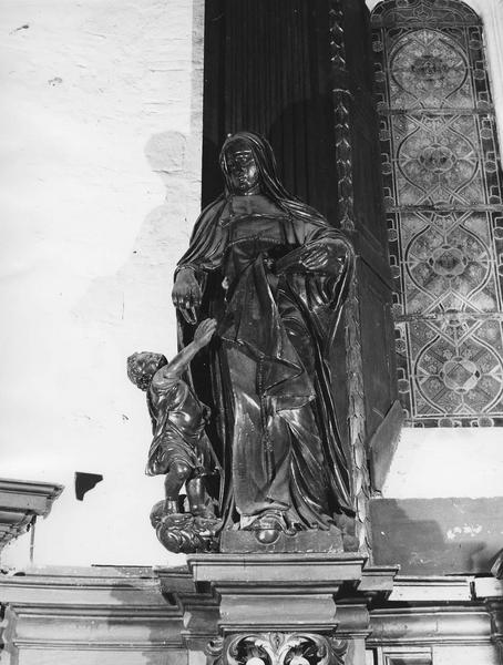 groupe sculpté : Sainte Jeanne de Valois, vue générale - © Ministère de la Culture (France), Médiathèque du patrimoine et de la photographie (objets mobiliers), tous droits réservés