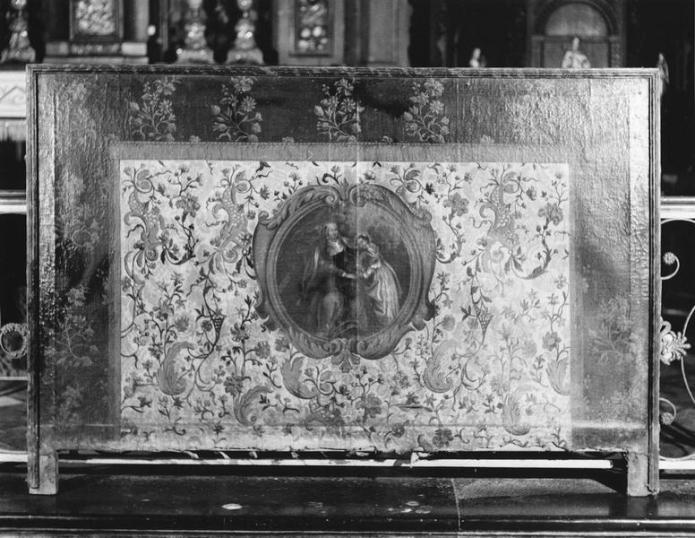 devant d'autel : Sainte Anne et la Vierge - © Ministère de la Culture (France), Médiathèque du patrimoine et de la photographie (objets mobiliers), tous droits réservés
