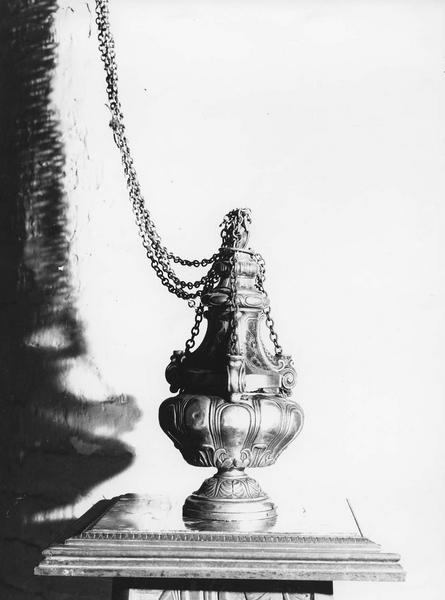 encensoir, vue générale - © Ministère de la Culture (France), Médiathèque du patrimoine et de la photographie (objets mobiliers), tous droits réservés