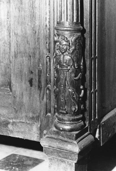 meuble de sacristie, détail - © Ministère de la Culture (France), Médiathèque du patrimoine et de la photographie (objets mobiliers), tous droits réservés