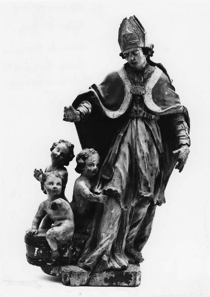 statue : Saint Nicolas, vue générale