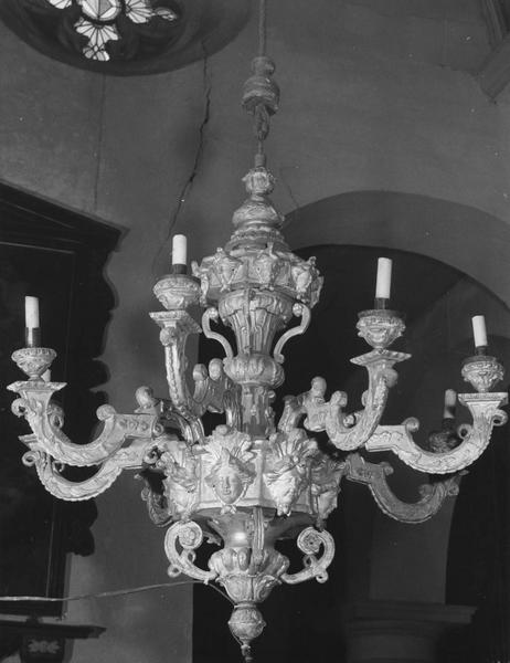 lustre, vue générale - © Ministère de la Culture (France), Médiathèque du patrimoine et de la photographie (objets mobiliers), tous droits réservés