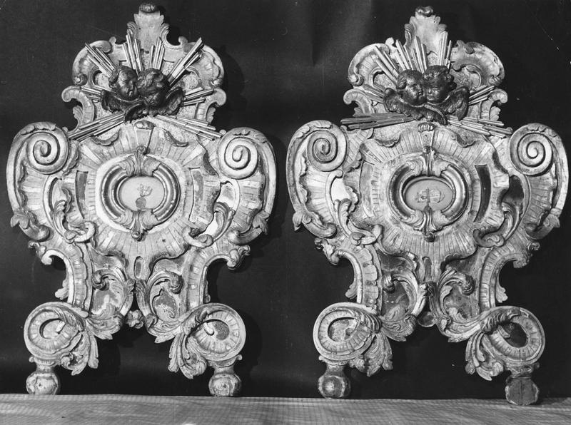 reliquaires (2), vue générale - © Ministère de la Culture (France), Médiathèque du patrimoine et de la photographie (objets mobiliers), tous droits réservés