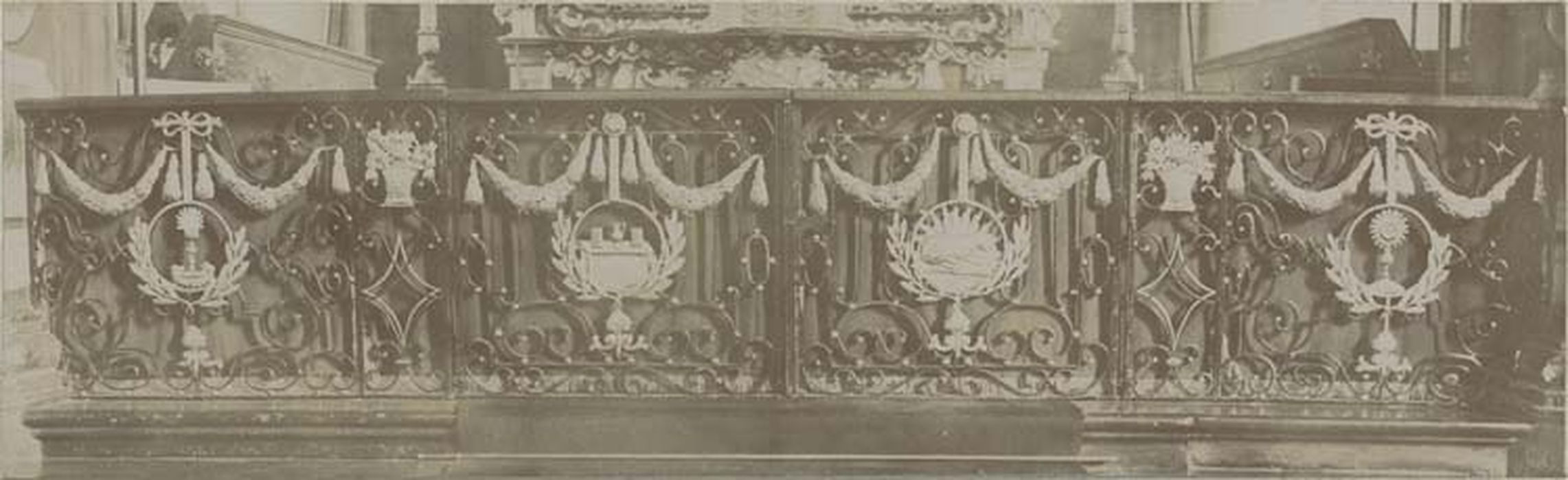 clôture de choeur (banc de communion) - © Ministère de la Culture (France), Médiathèque du patrimoine et de la photographie, diffusion GrandPalaisRmn Photo