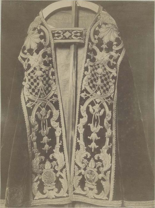 chasuble (ornement complet)