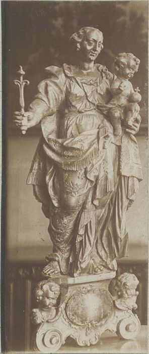 statue : Vierge à l'Enfant (n° 1) - © Ministère de la Culture (France), Médiathèque du patrimoine et de la photographie, diffusion GrandPalaisRmn Photo
