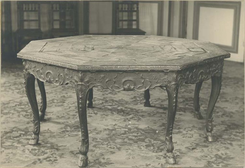 table dite de l'échevin, style Louis XIV