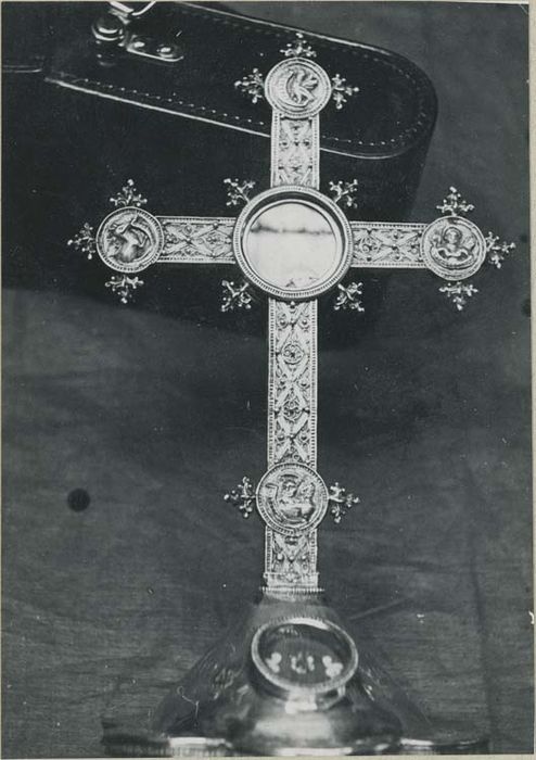 croix-reliquaire - © Ministère de la Culture (France), Médiathèque du patrimoine et de la photographie, diffusion GrandPalaisRmn Photo
