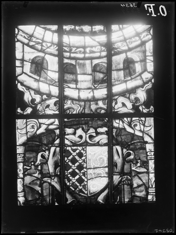Vitraux du bras nord du transept, côté est, fenêtre sud [Baie 207]