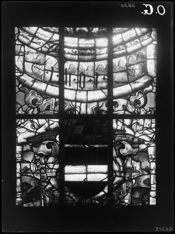 Vitraux du bras nord du transept, côté est, fenêtre sud [Baie 207]