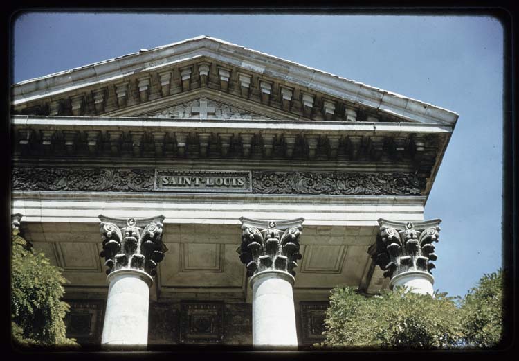 Façade sud : fronton