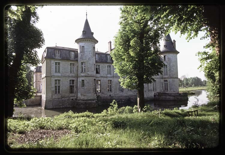 Façade est du château