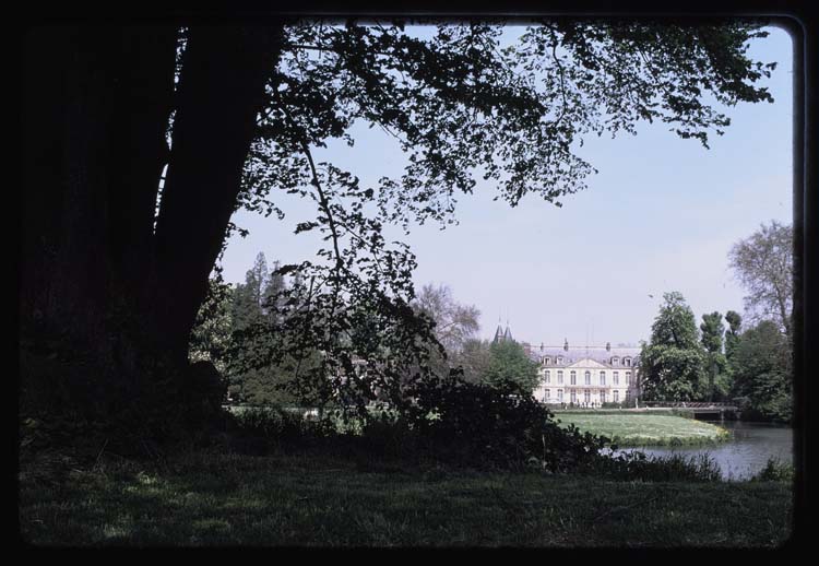 Vue générale du  château et du parc