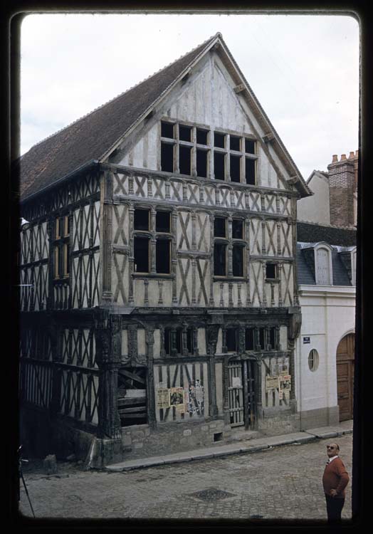 Façade à pans de bois sur rue