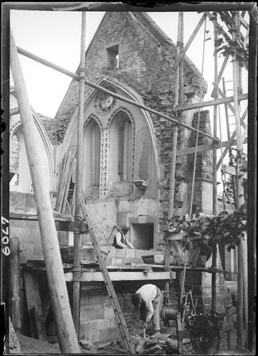 Restauration du choeur : Mur intérieur est