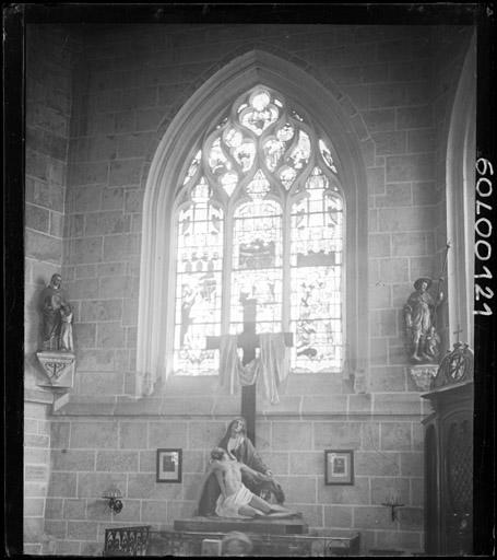 Vue intérieure d'une chapelle