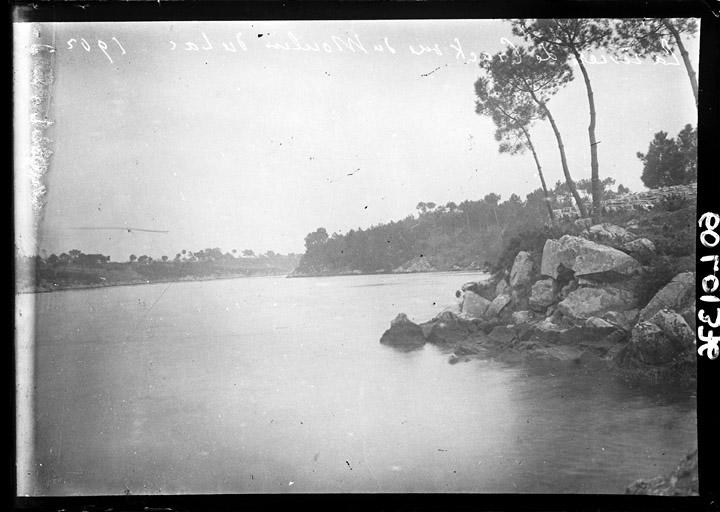 Rivière de Crach : Vue du moulin du Lac