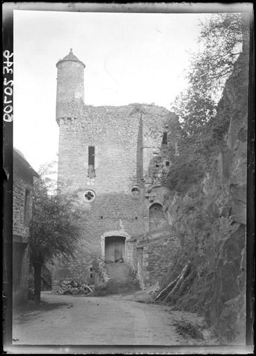 Façade d'entrée, côté ouest