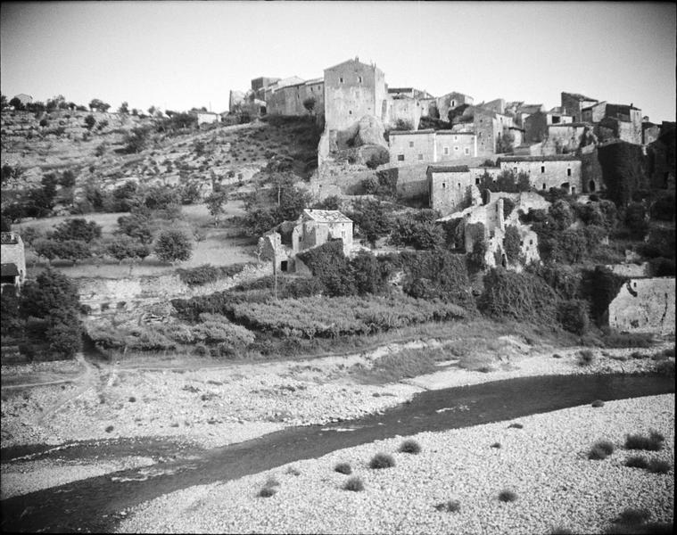 Ensemble nord depuis les rives de l'Ardèche