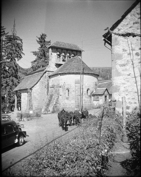 Ensemble sud-est et clocher-mur