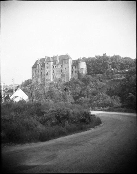 Façade sud depuis la route