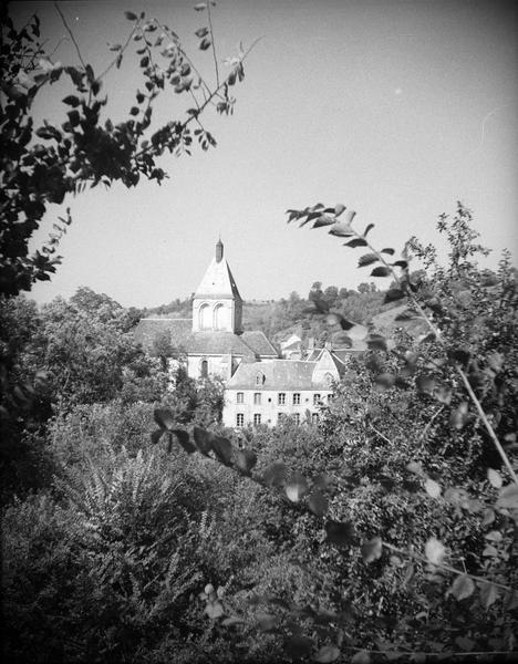 Clocher, côté sud-est depuis la RD 40