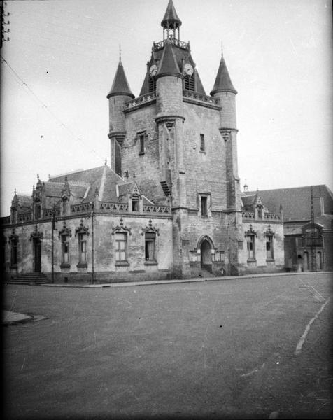 Ensemble ouest sur place du Général-Leclerc