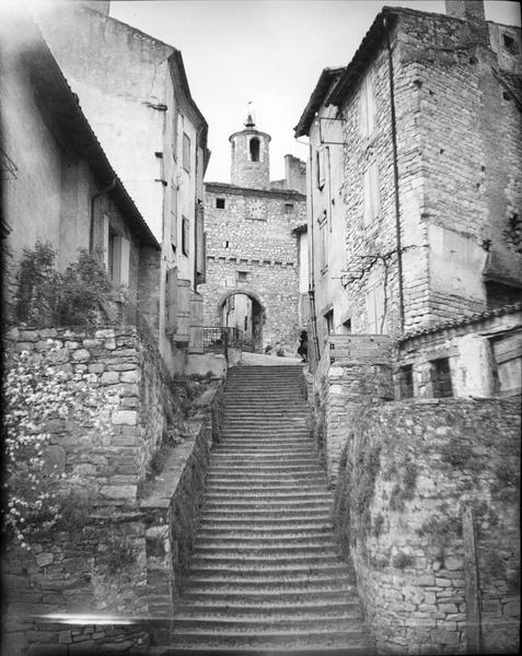 Escalier dit du Pater Noster menant à la porte, côté sud