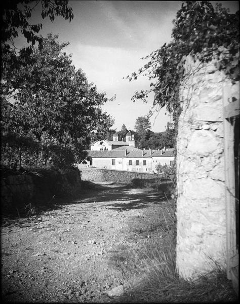 Chapelle côté sud-ouest, vue de loin