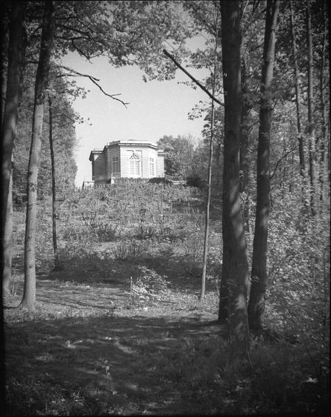 Pavillon du Butard situé dans la forêt domaniale de Fausses-Reposes