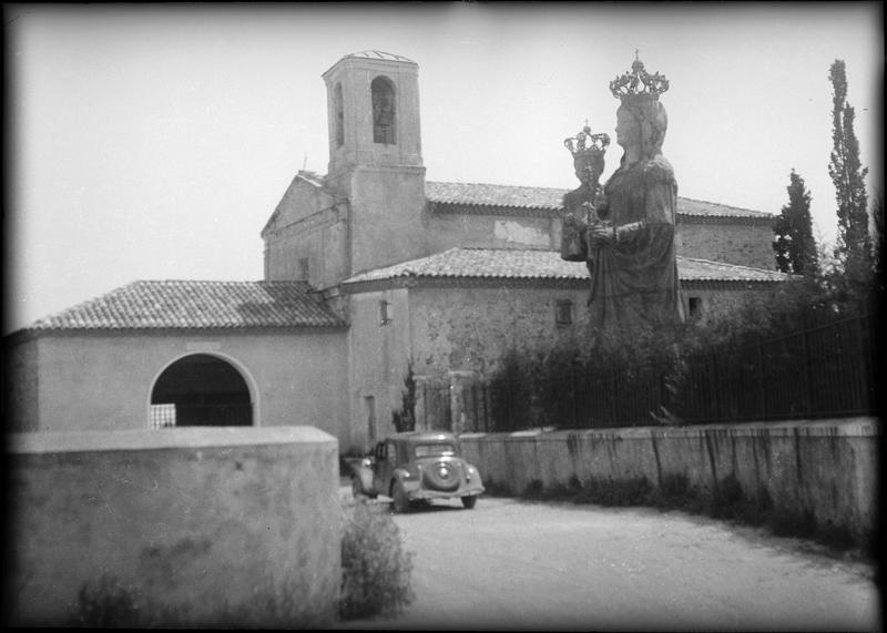 Ensemble sud-ouest et statue de la Madone de Saint-Hospice