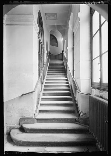 Escalier des académiciens