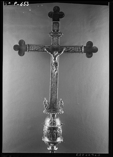 Croix processionnelle en argent : revers - © Ministère de la Culture (France), Médiathèque du patrimoine et de la photographie, diffusion RMN-GP