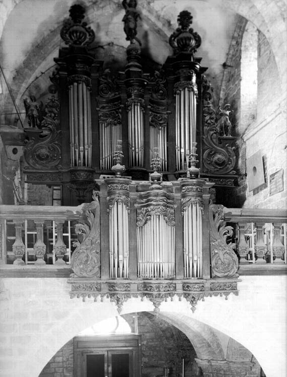 Buffet d'orgue en bois sculpté